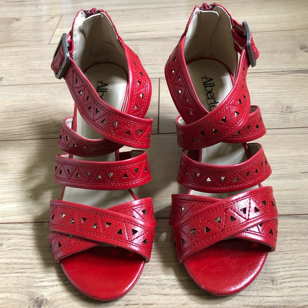 Women’s Alberto Red Faux Leather Strappy wedge sandals size 6